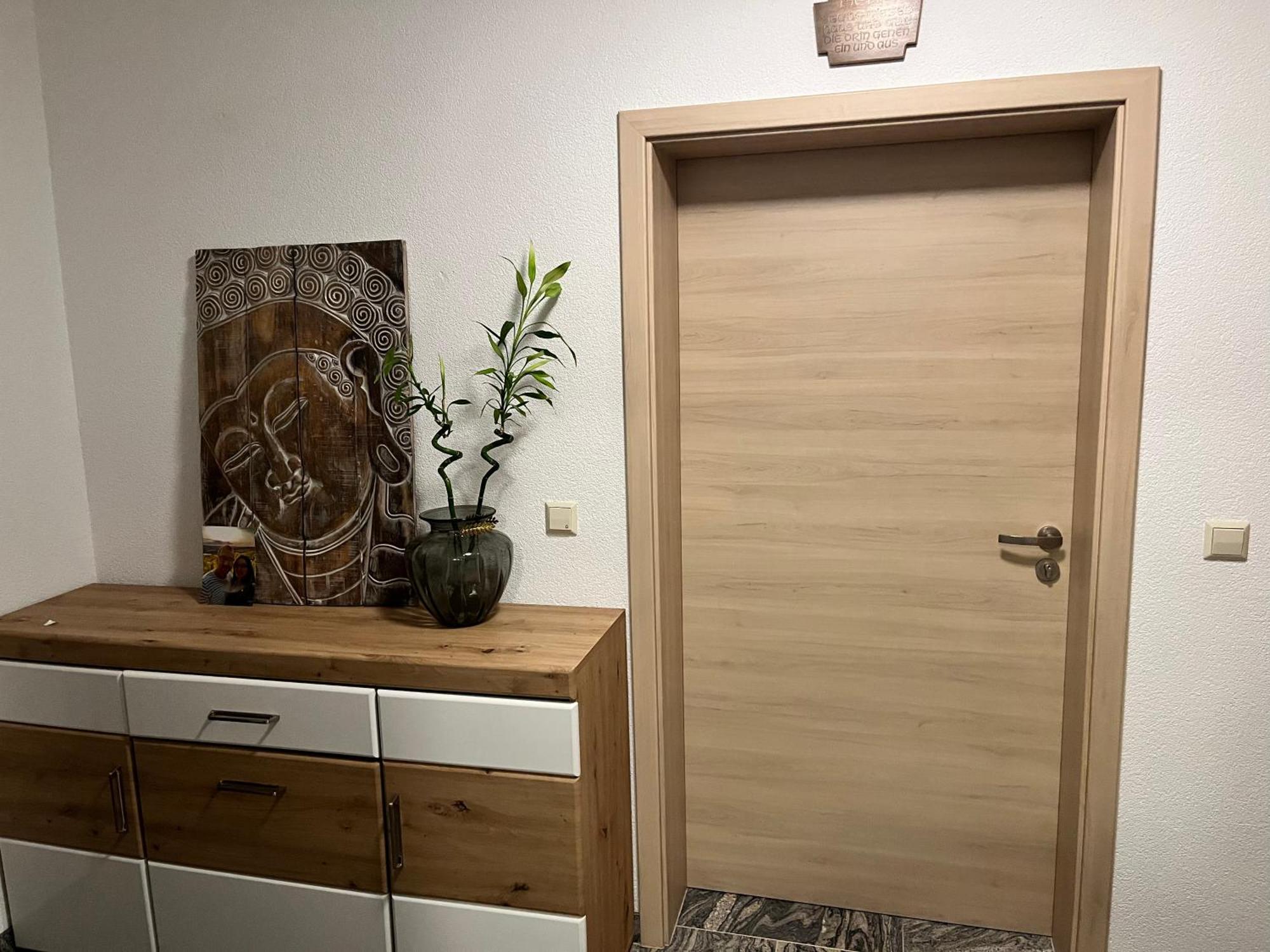 Erdgeschosswohnung Künzelsau Buitenkant foto